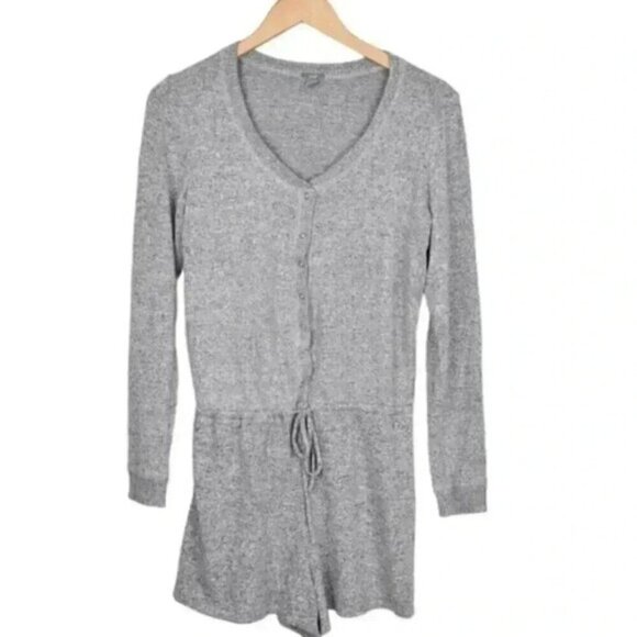 Aerie Romper Playsuit Long Sleeve Snap Front Gray Loungewear Size Medium - Picture 3 of 11